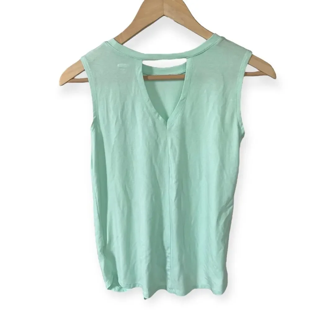 Girl L 10-12 Old Navy Mint Green Sleeveless Active Shirt Front Knot Cut Out Back